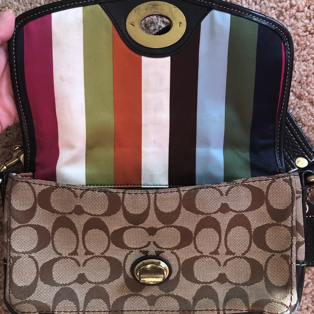 Coach Purse - Picture 6 of 7
